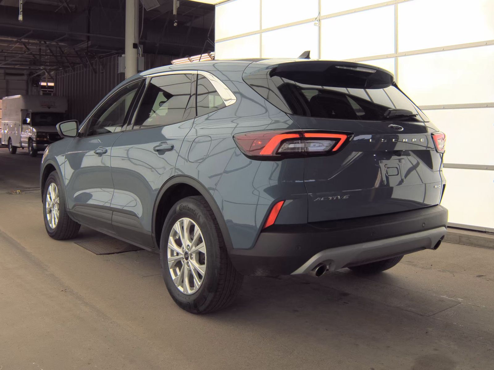 FORD ESCAPE - 9