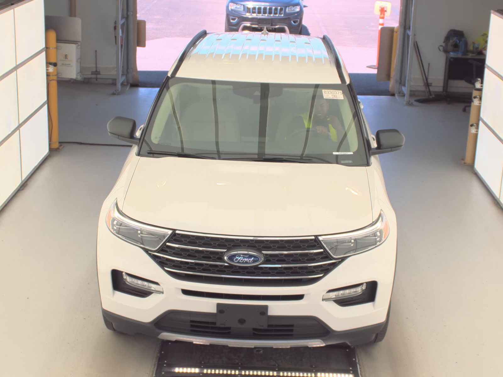 FORD EXPLORER - 3