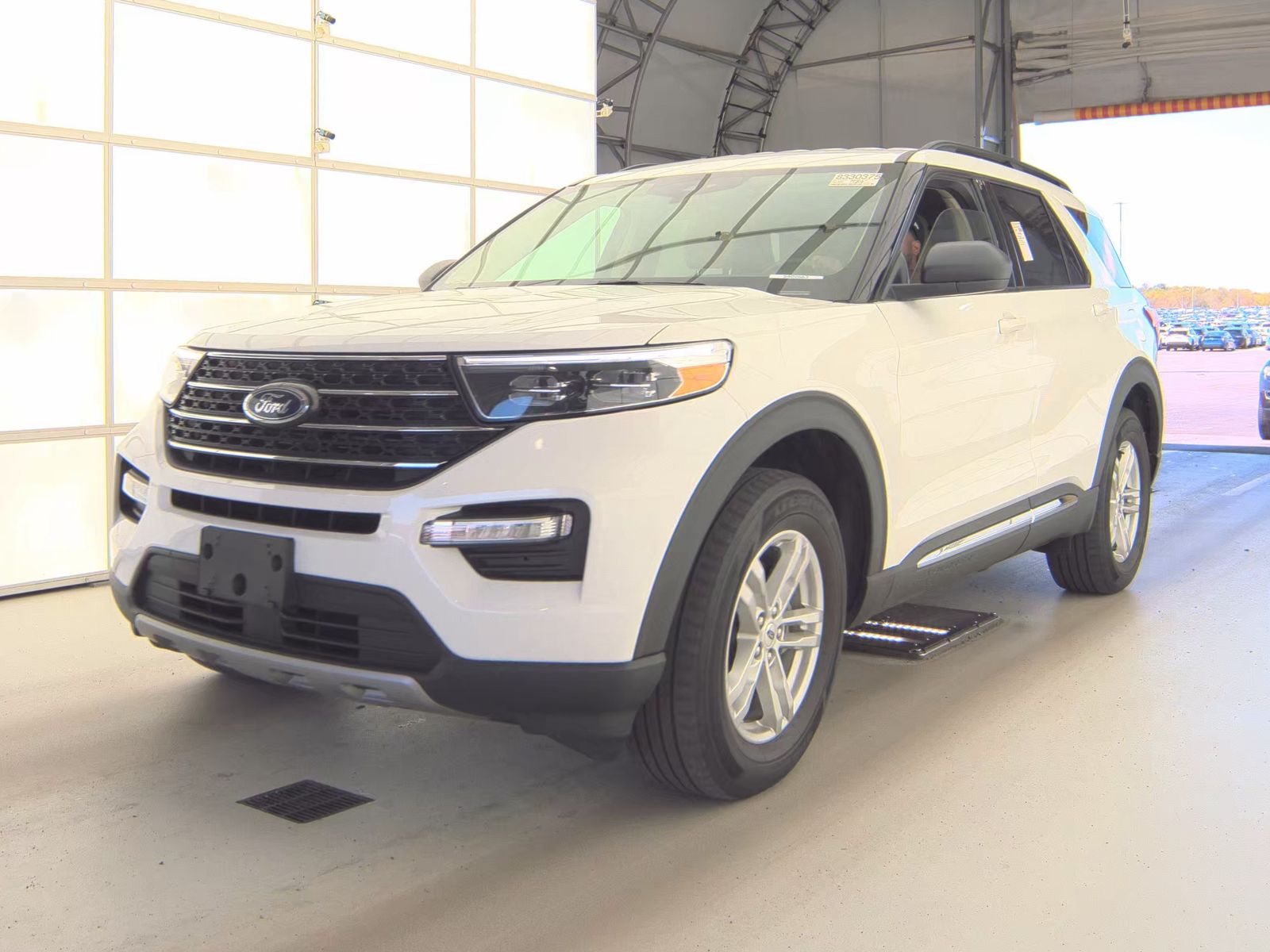 FORD EXPLORER - 1