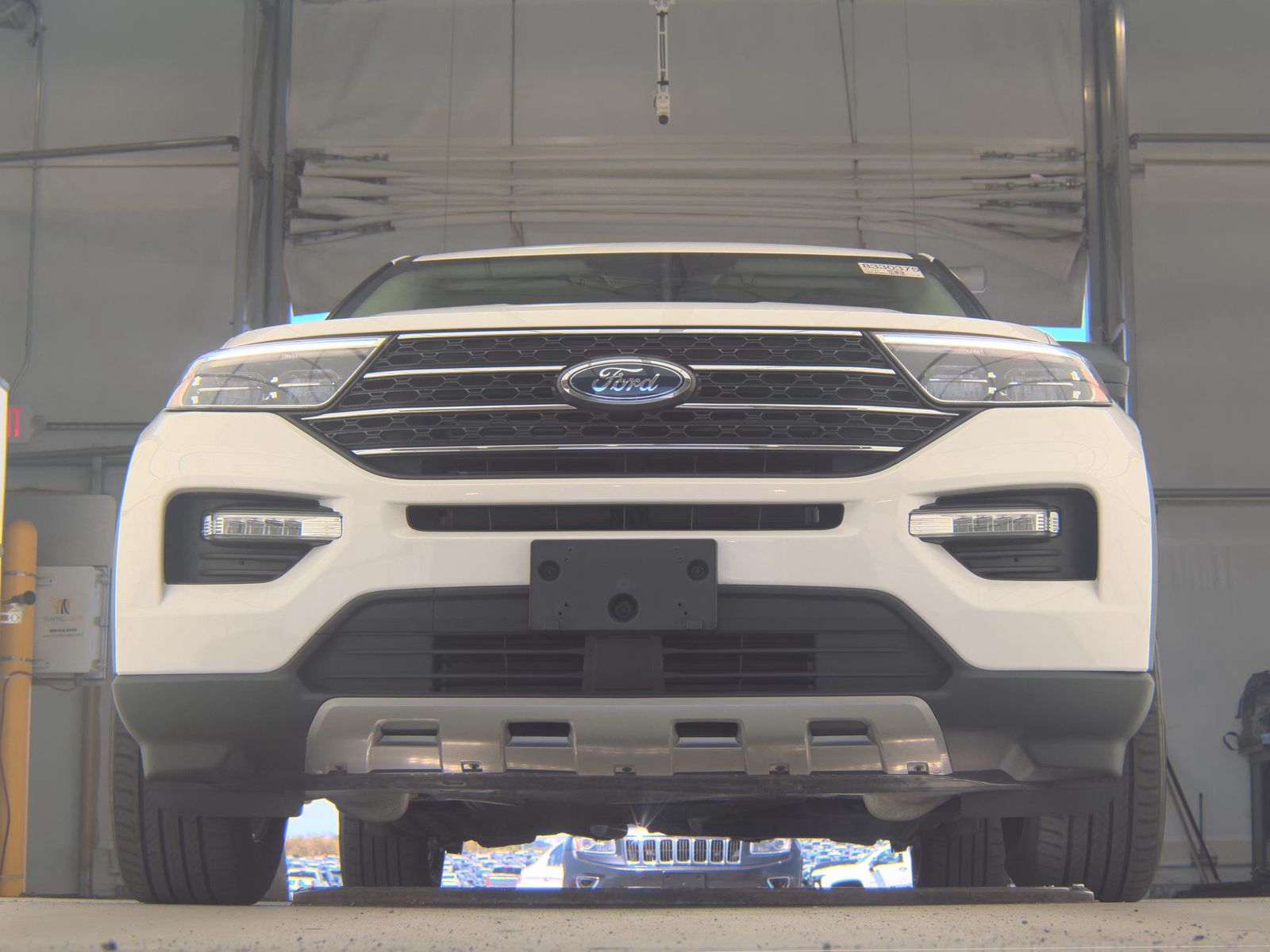 FORD EXPLORER - 4
