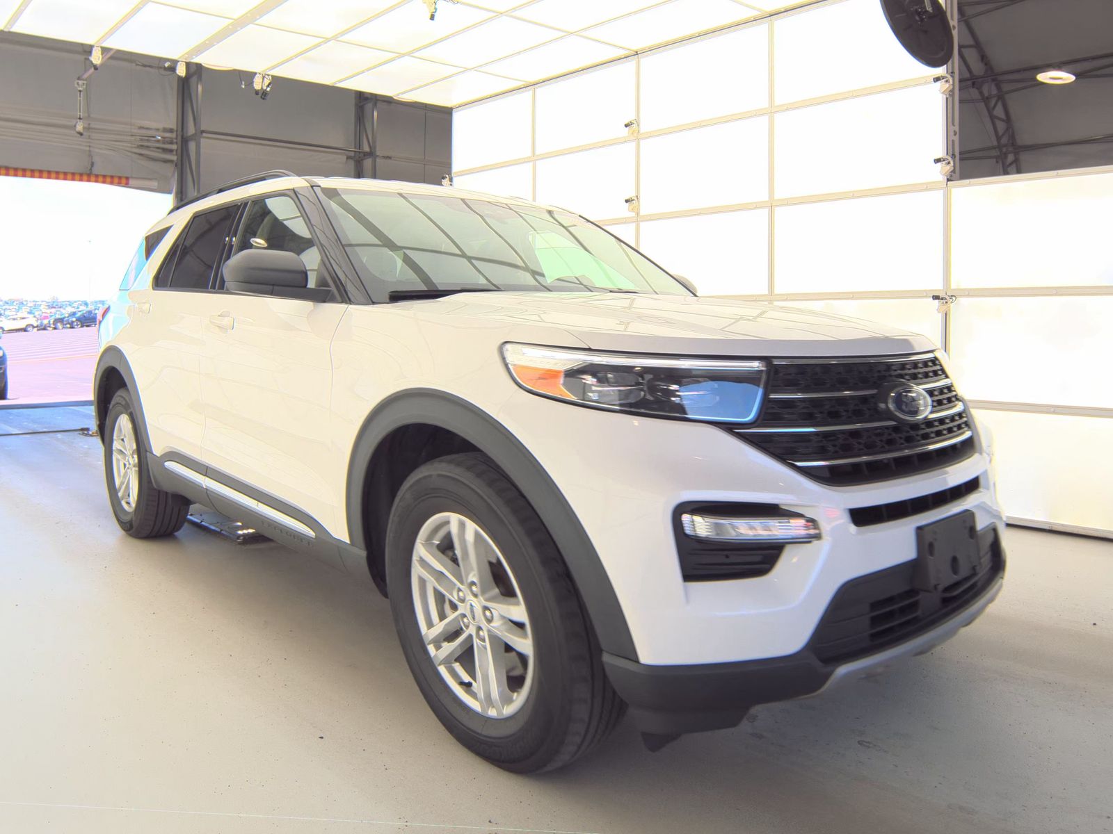 FORD EXPLORER - 5