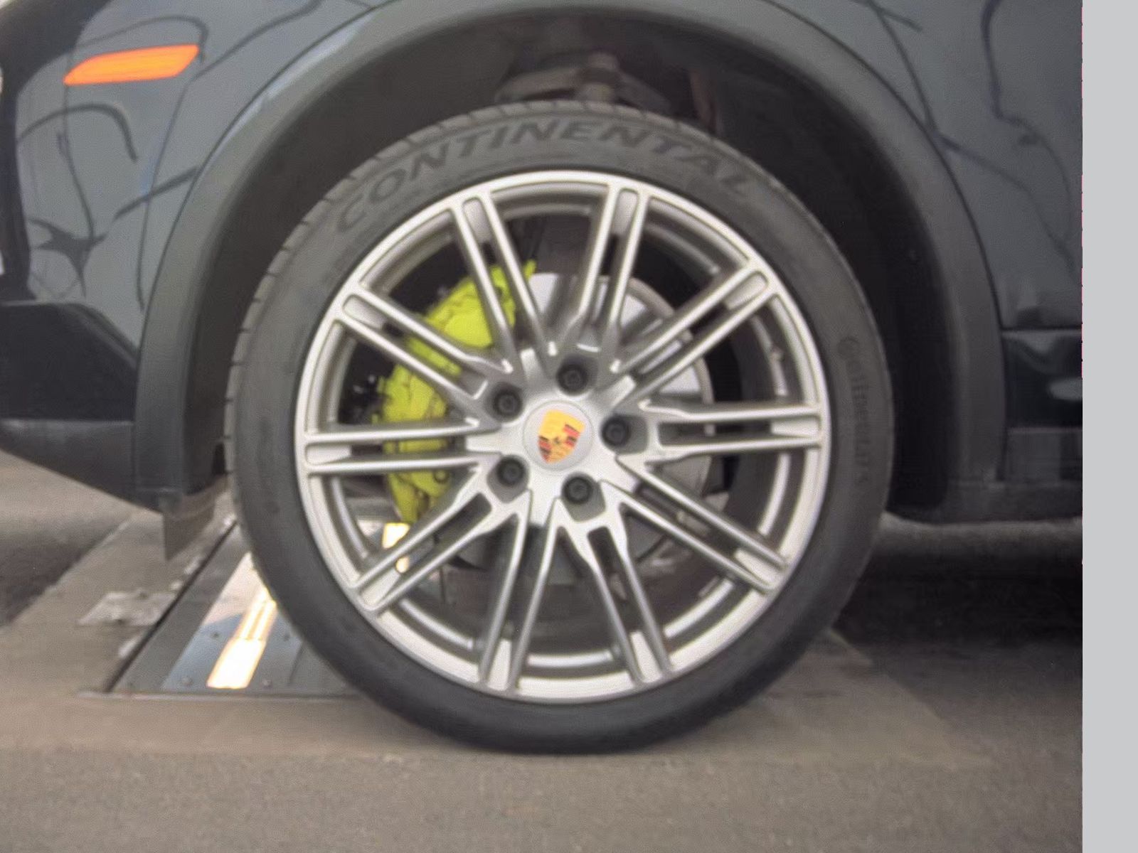 PORSCHE CAYENNE - 10