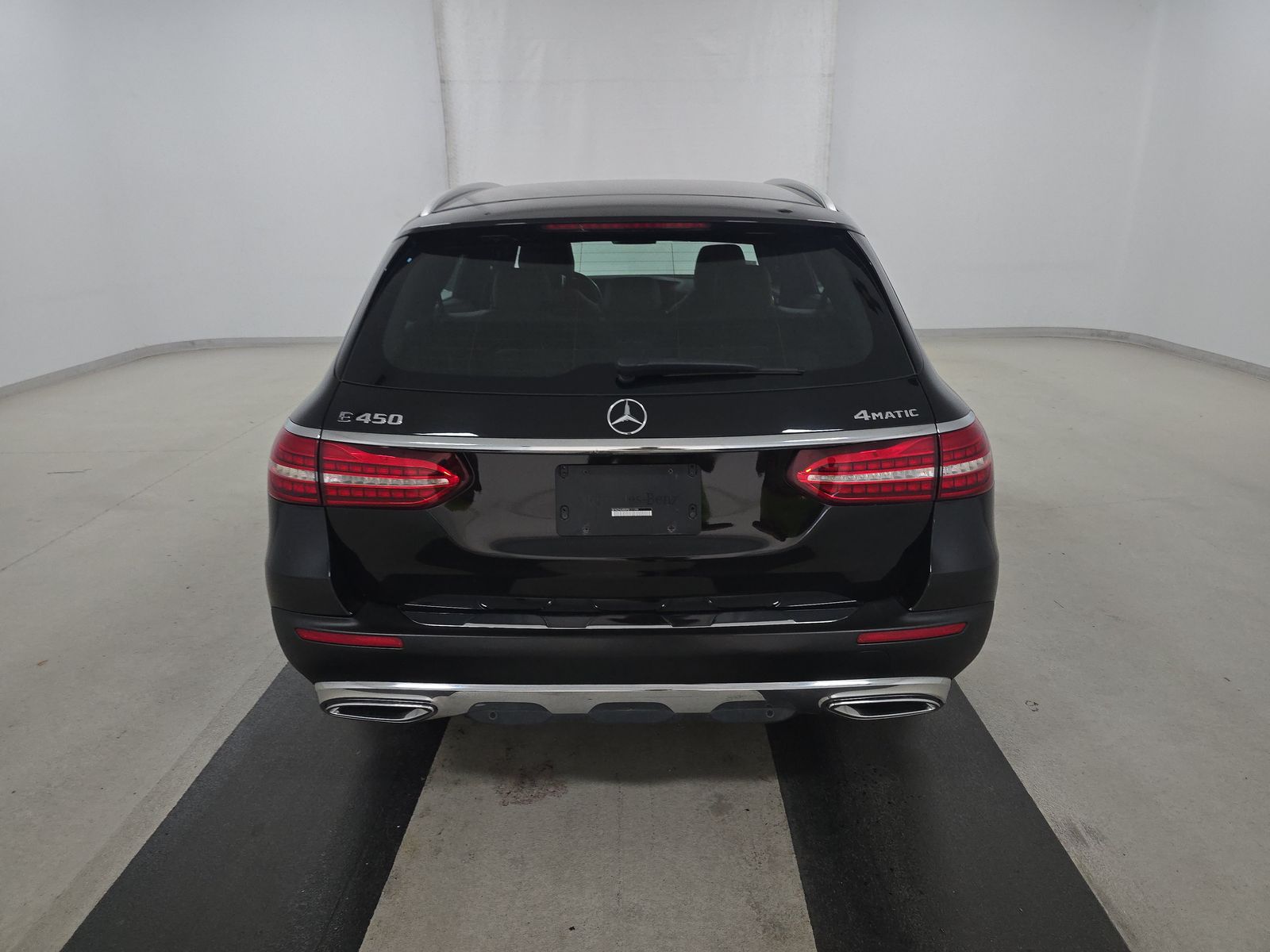 MERCEDES-BENZ E-CLASS - 6