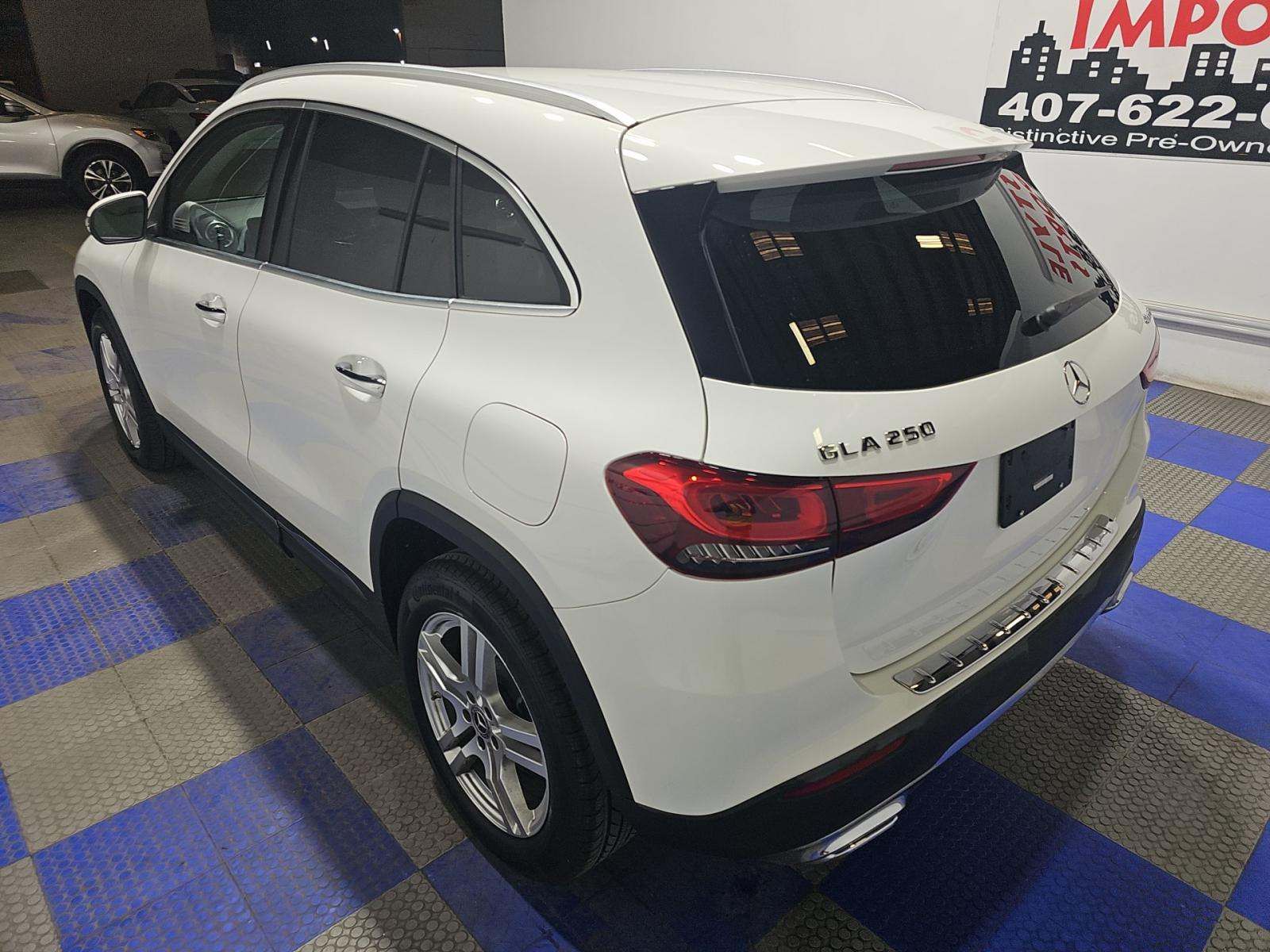 MERCEDES-BENZ GLA-CLASS - 4