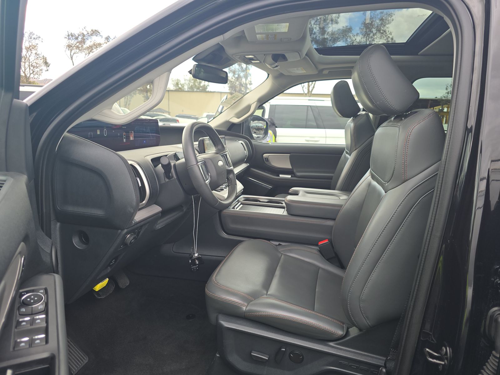 FORD EXPEDITION - 8