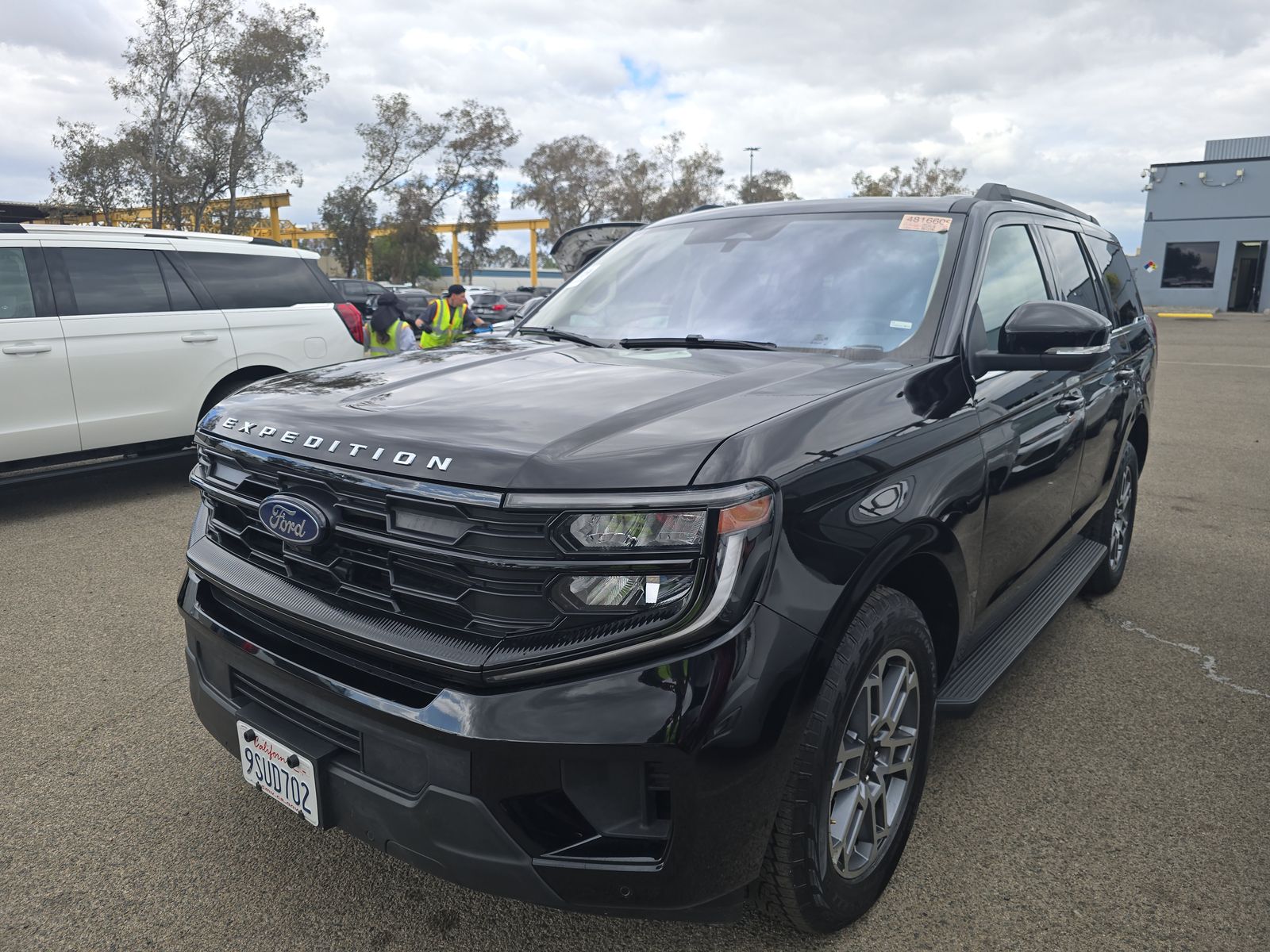 FORD EXPEDITION - 1