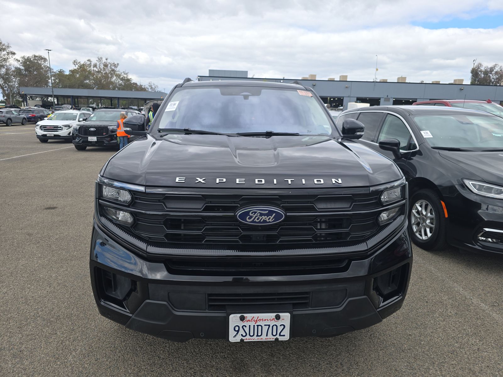 FORD EXPEDITION - 3