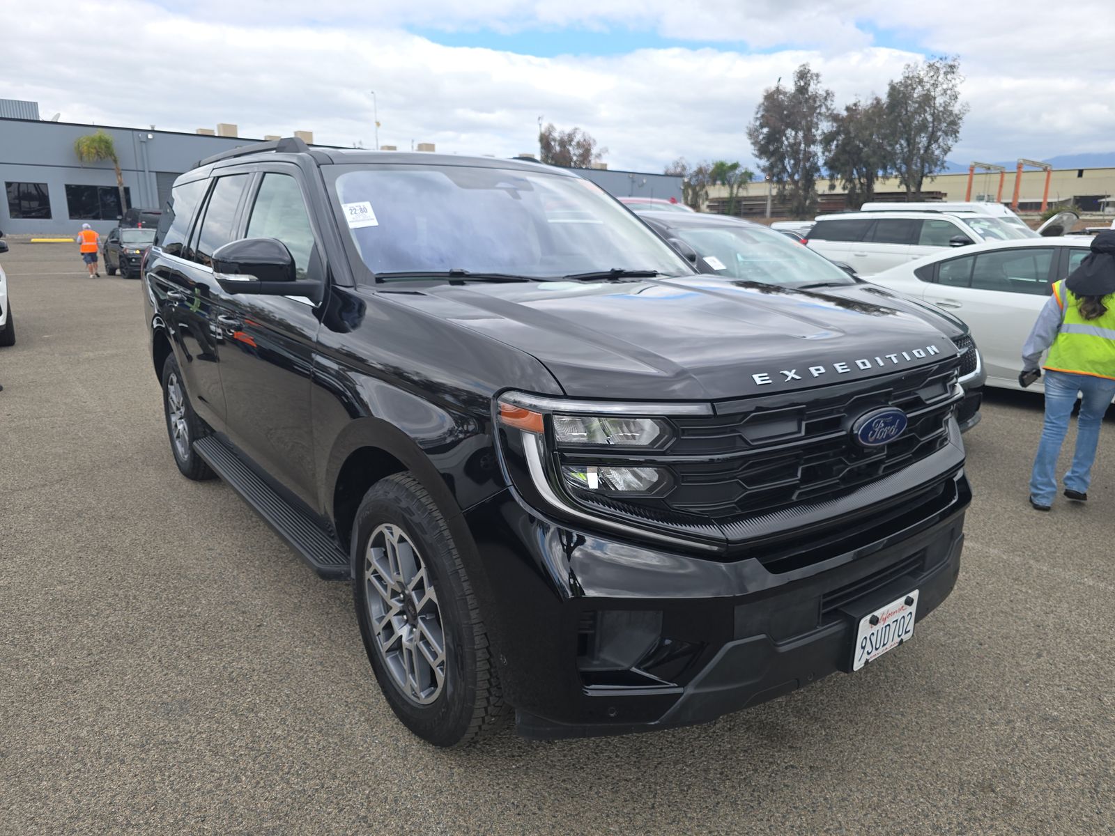 FORD EXPEDITION - 4