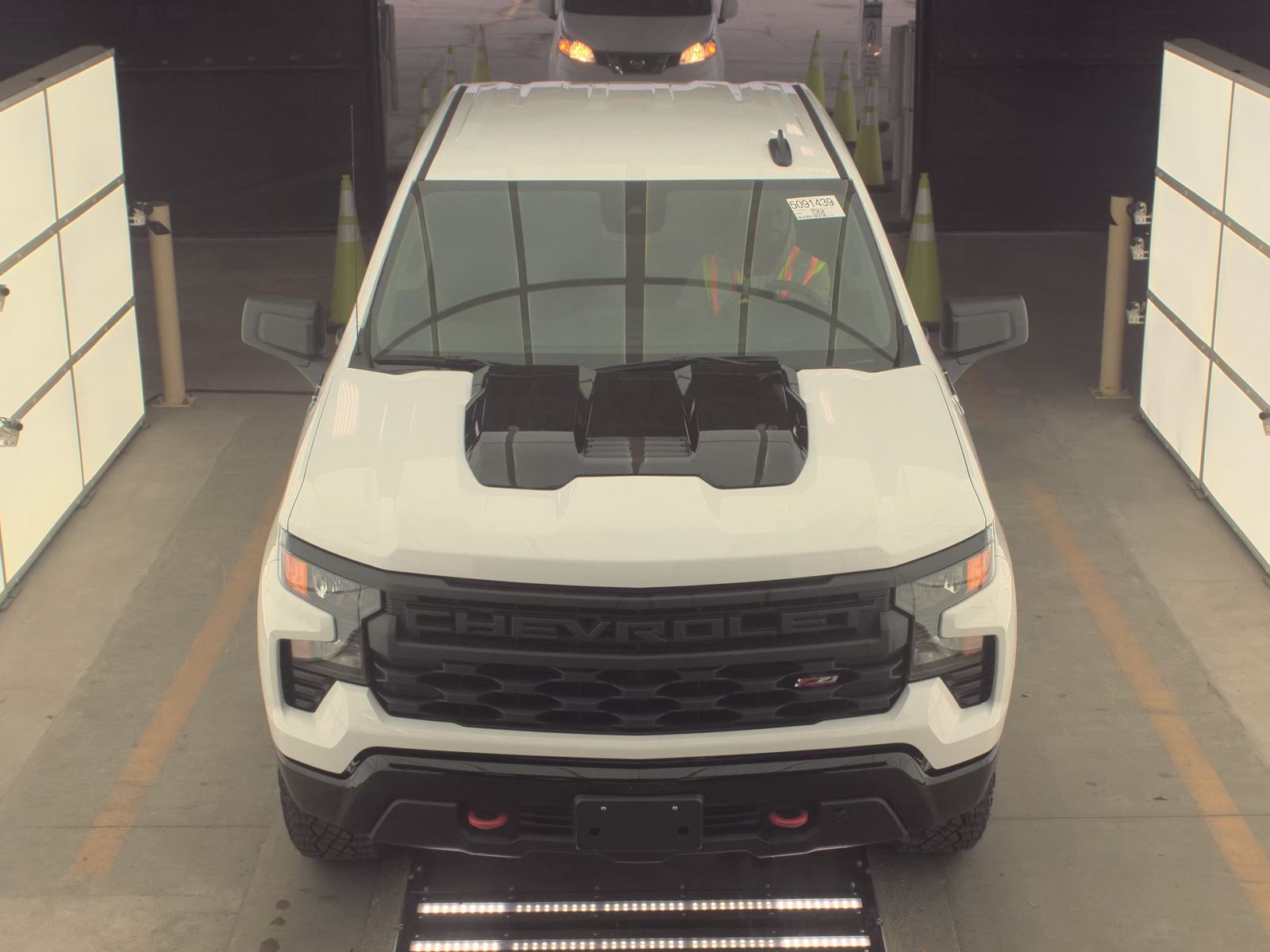 CHEVROLET SILVERADO - 3