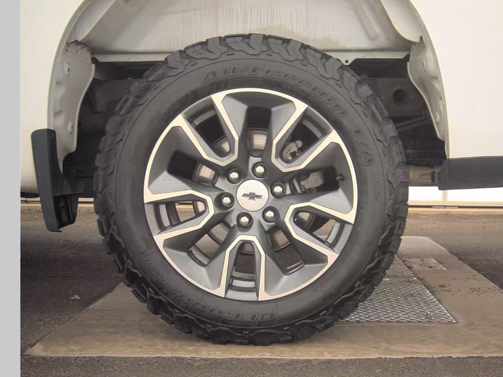 2023 Chevrolet Silverado 1500 RST AWD