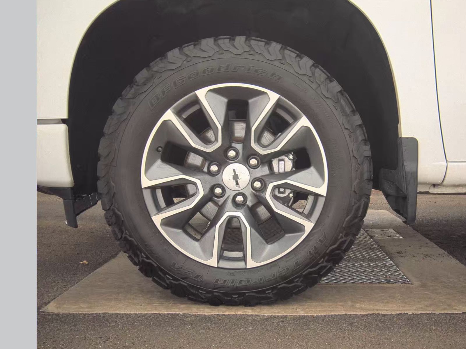 2023 Chevrolet Silverado 1500 RST AWD