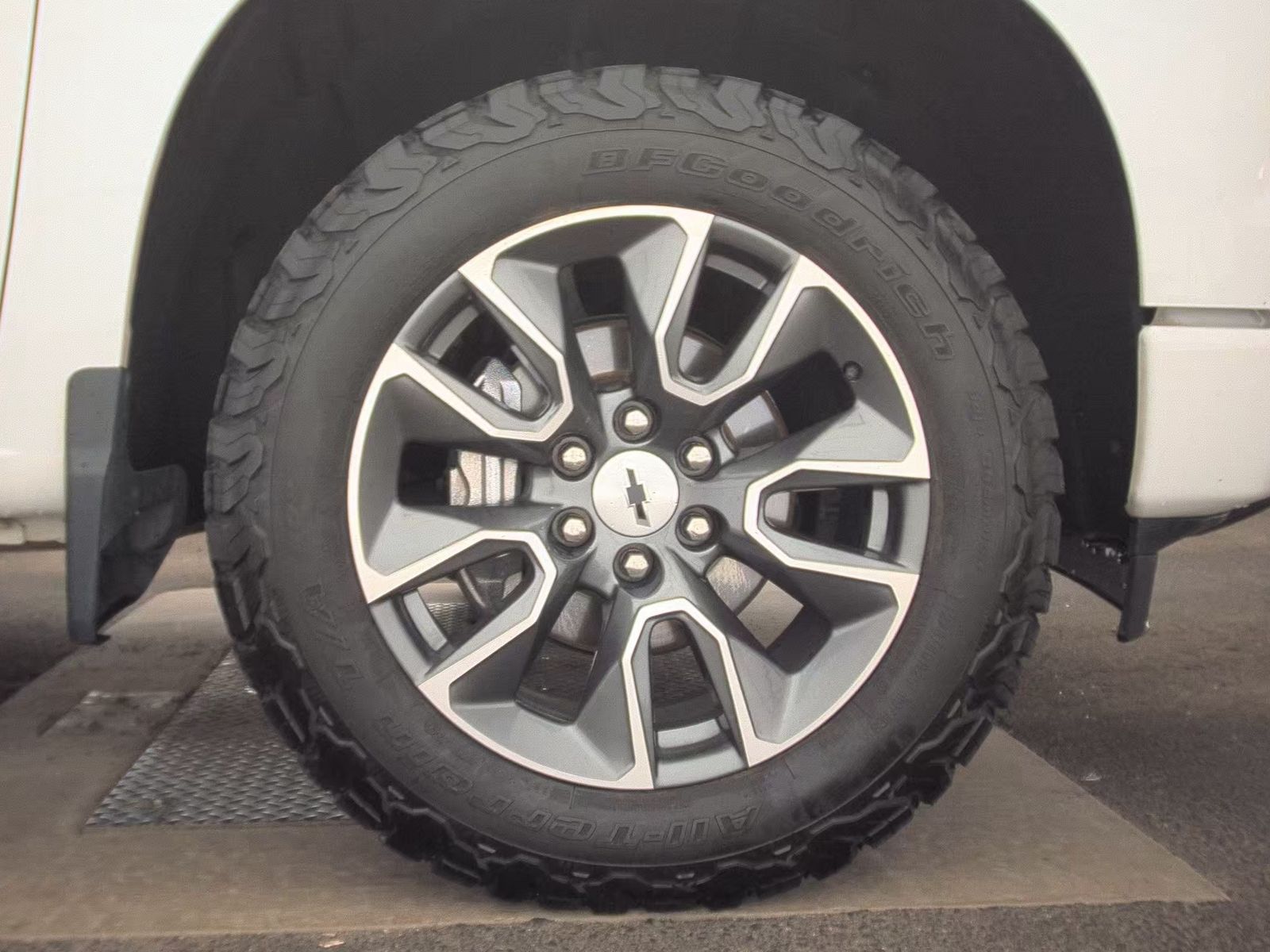 2023 Chevrolet Silverado 1500 RST AWD