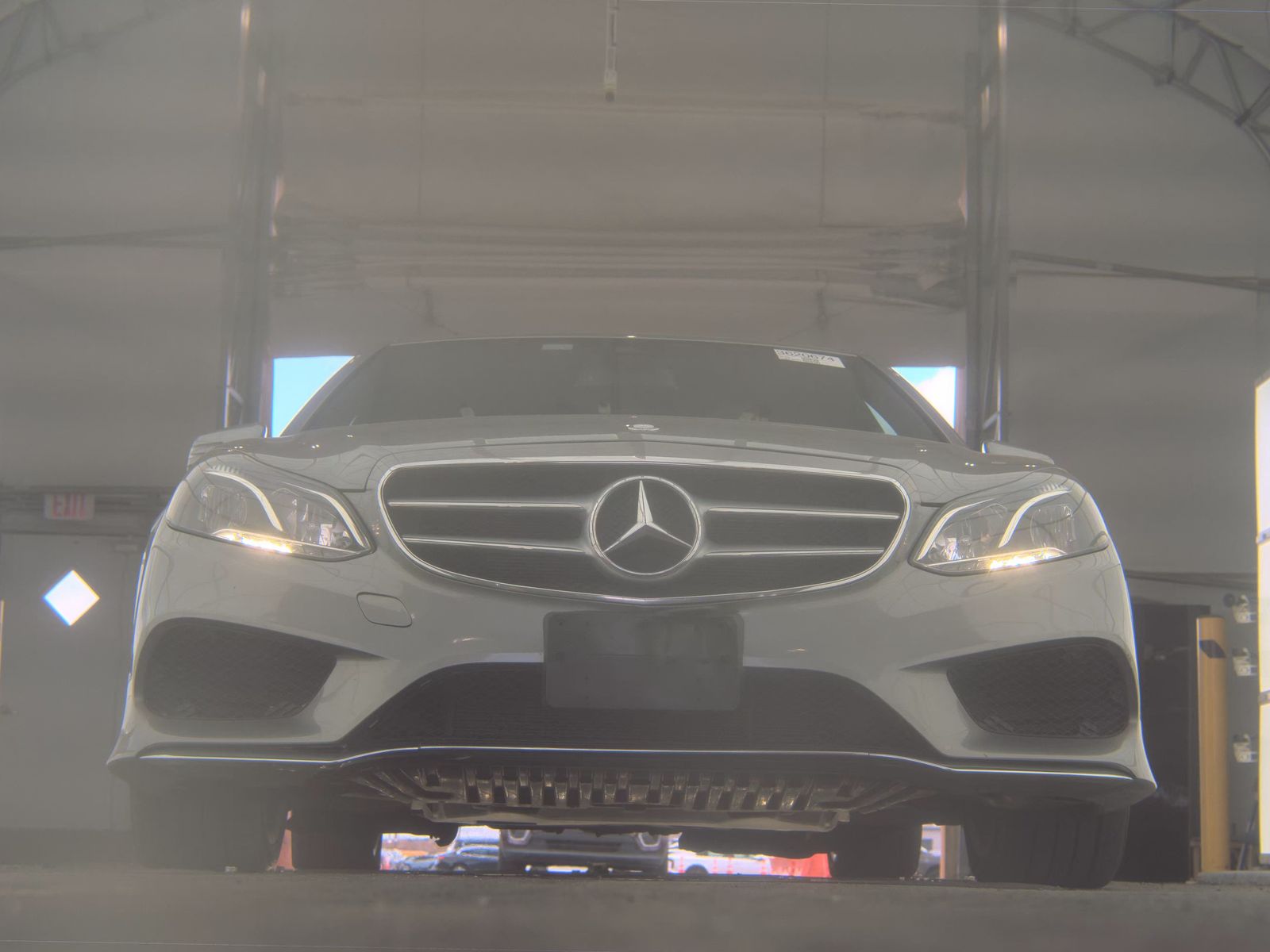 MERCEDES-BENZ E-CLASS - 4