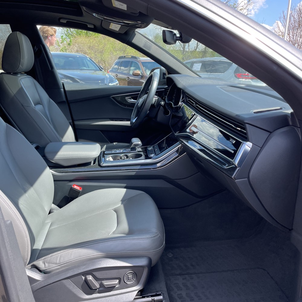 2019 Audi Q8 Premium Plus AWD