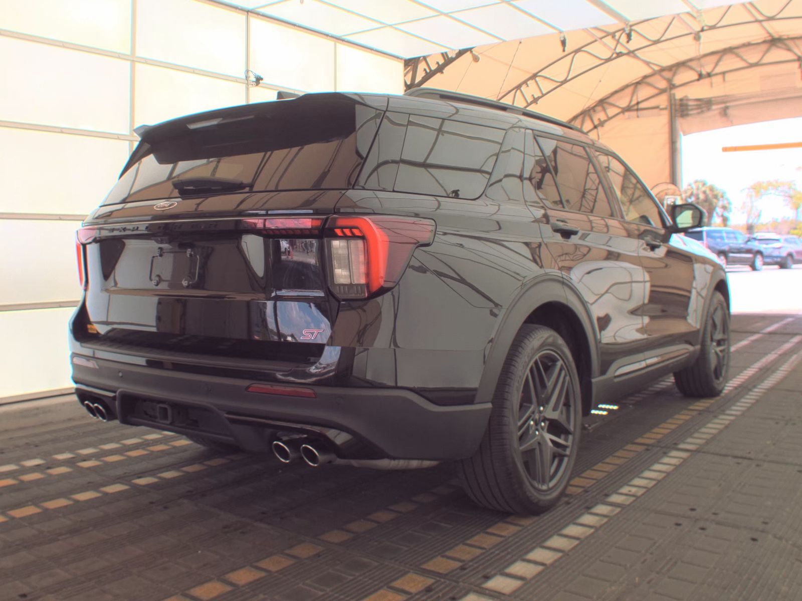 FORD EXPLORER - 6