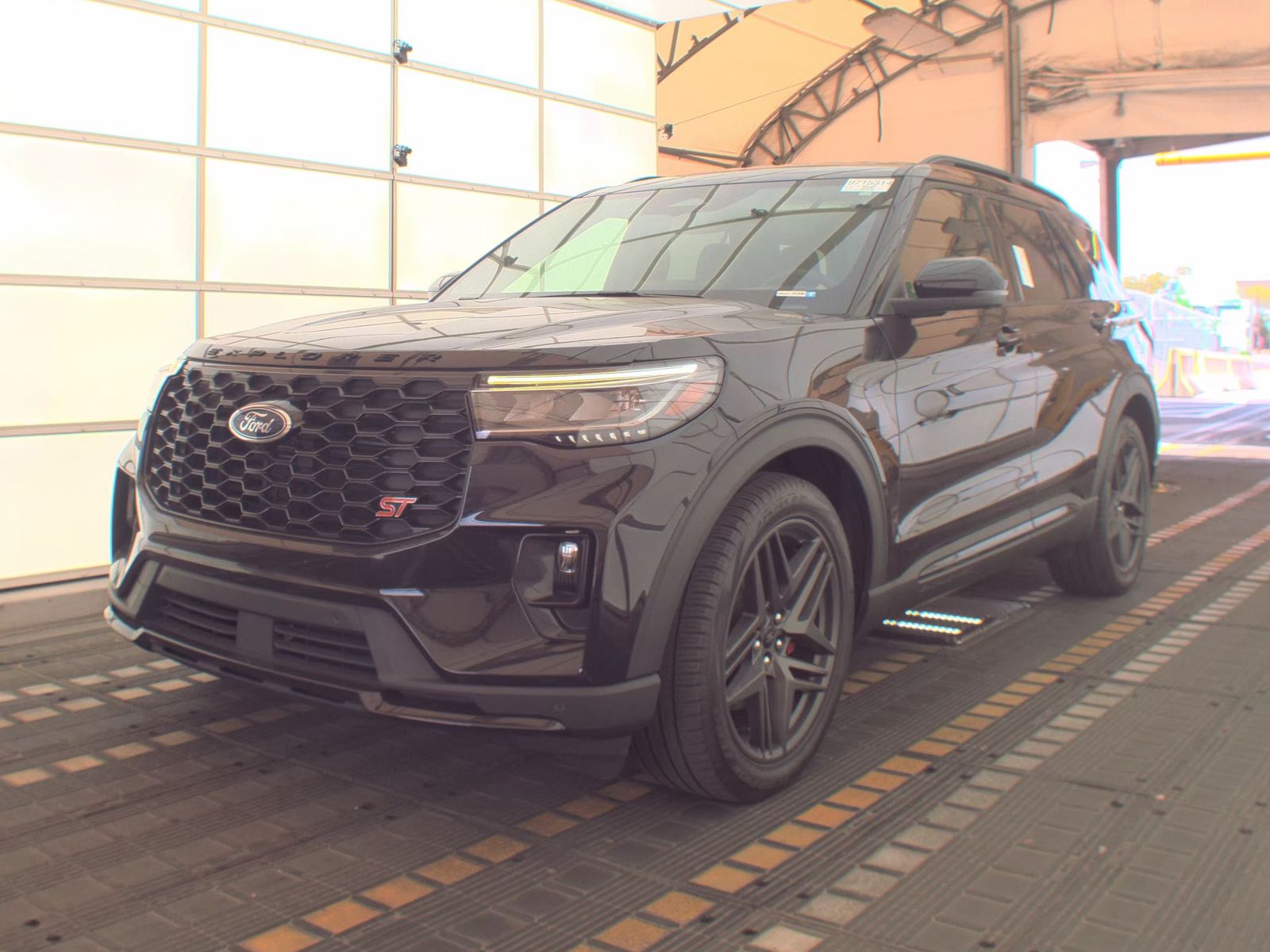 FORD EXPLORER - 1