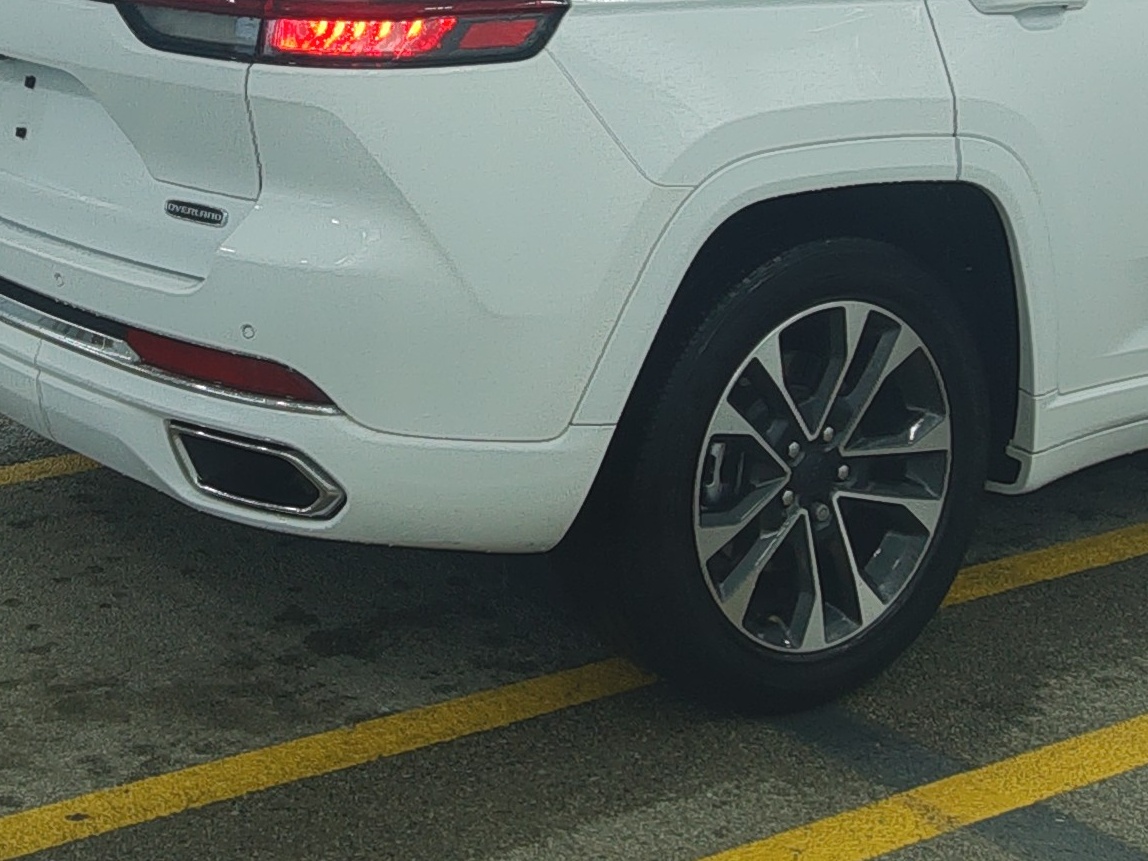 JEEP GRAND CHEROKEE - 10