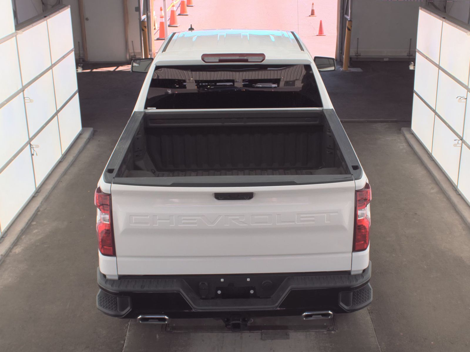 CHEVROLET SILVERADO - 7