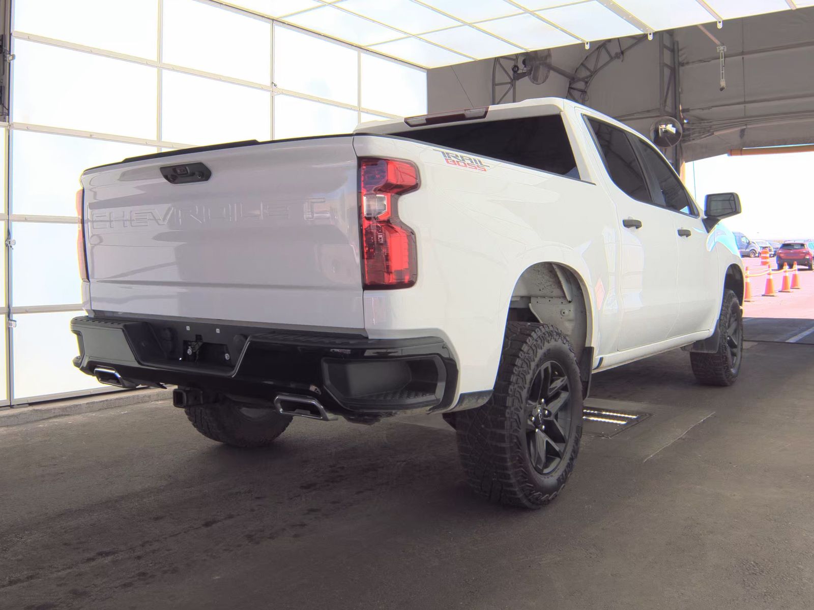 CHEVROLET SILVERADO - 6