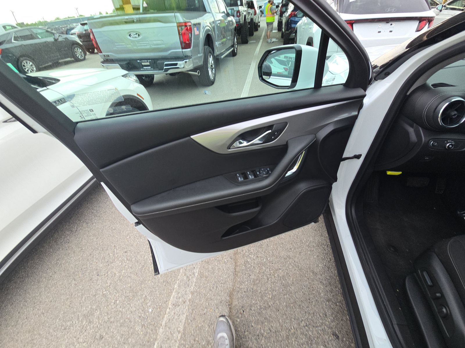 CHEVROLET CAMARO - 10