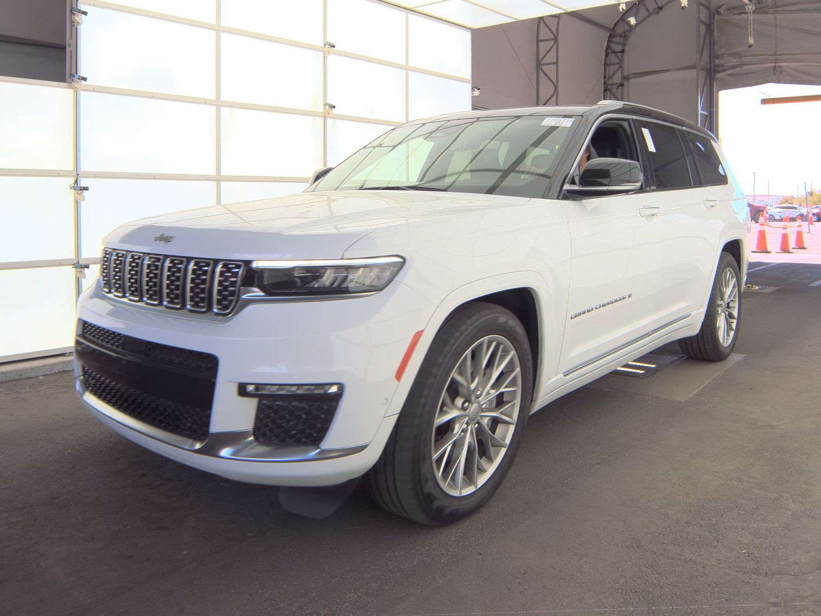 JEEP GRAND CHEROKEE - 1