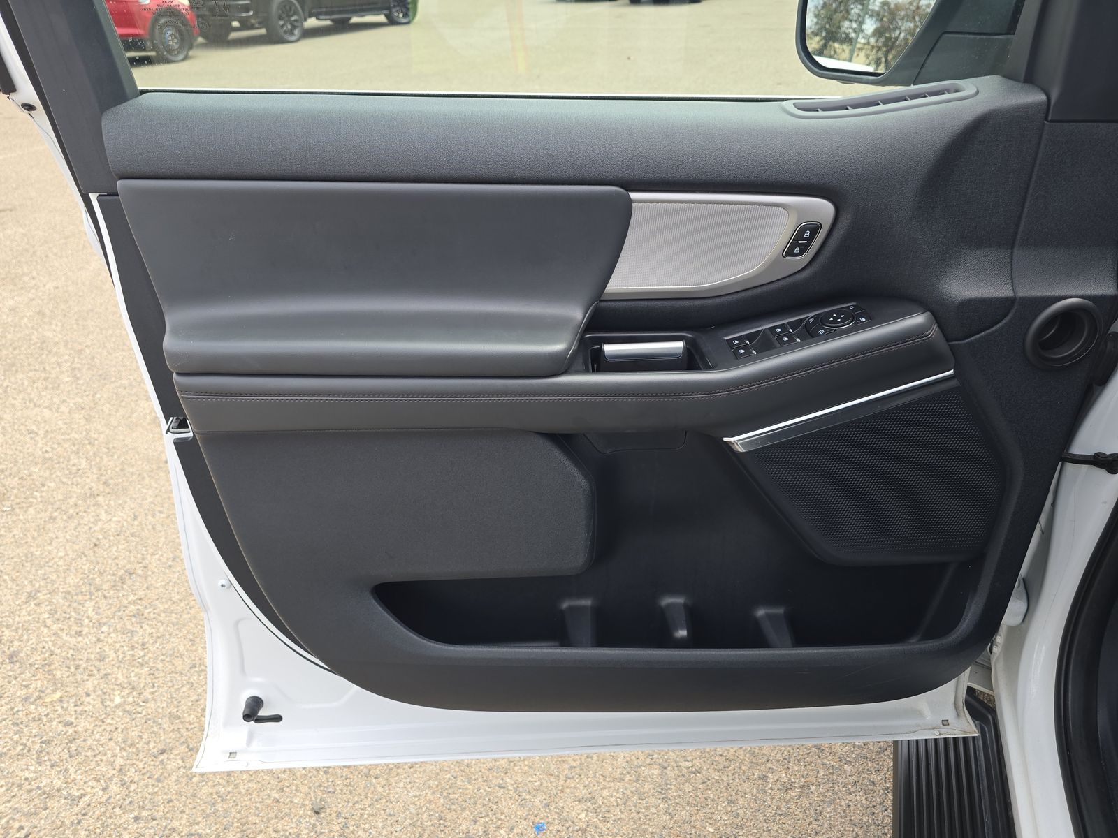 FORD EXPEDITION MAX - 10