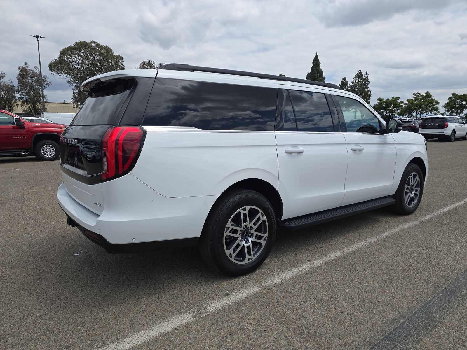 FORD EXPEDITION MAX - 5