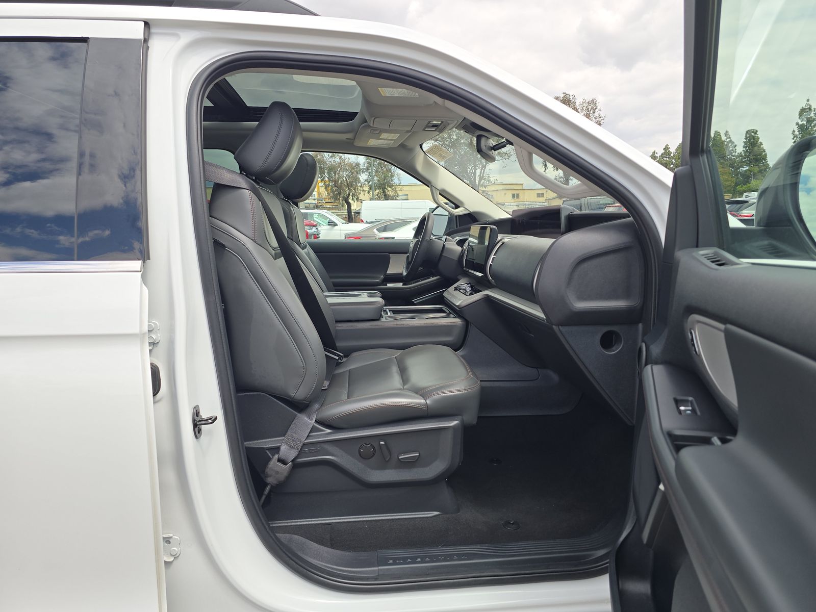 FORD EXPEDITION MAX - 9