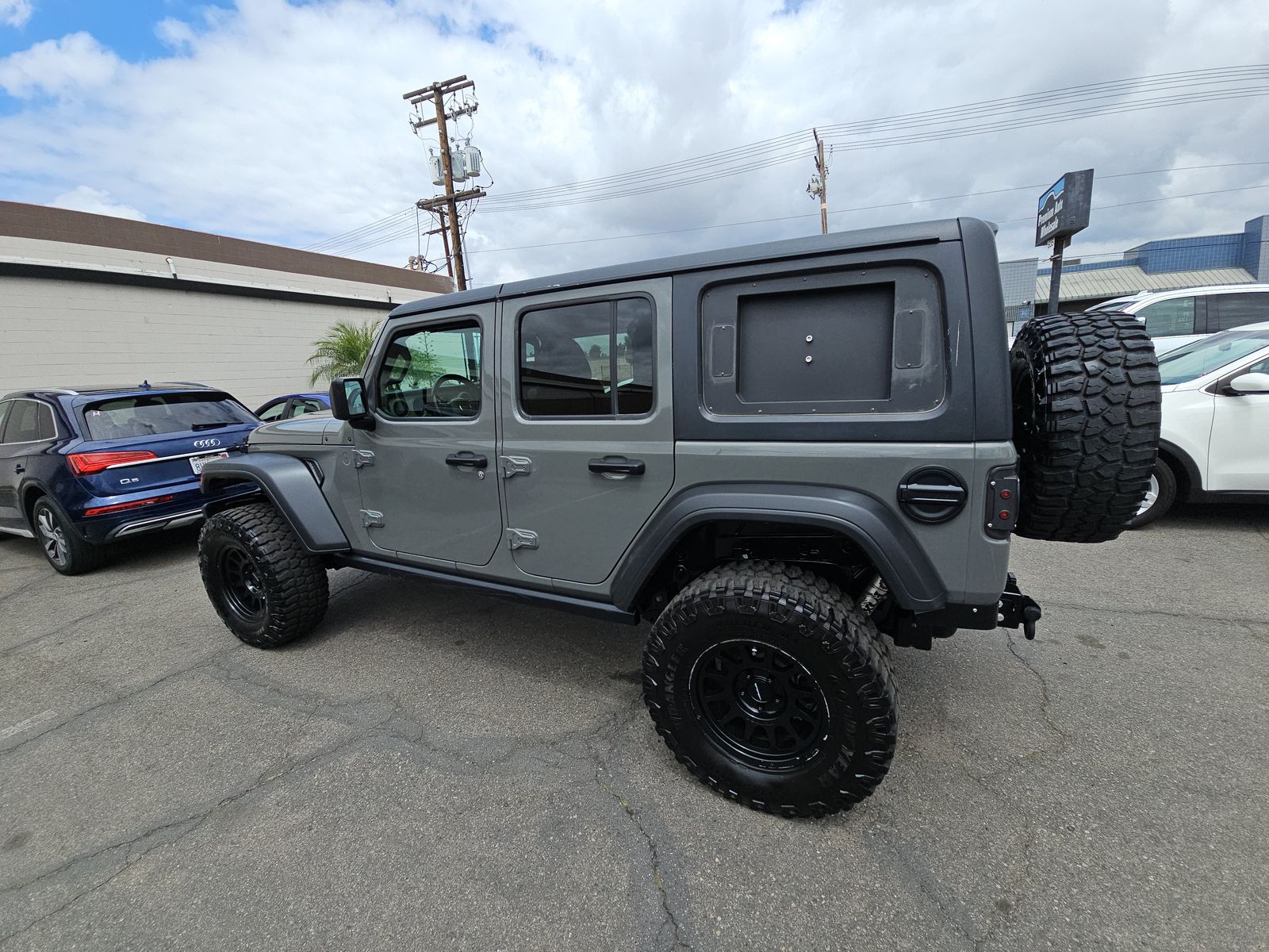JEEP WRANGLER - 7