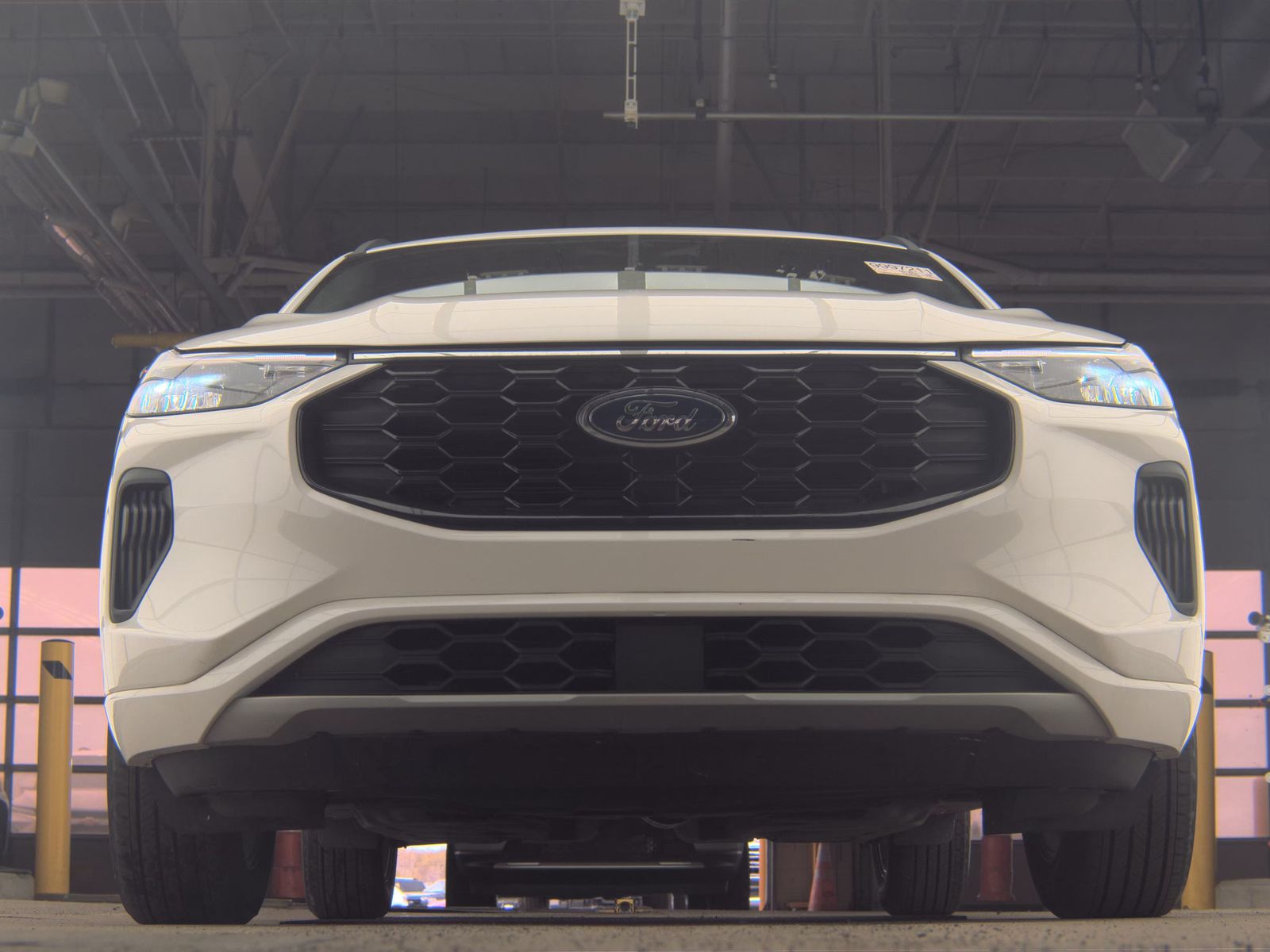 FORD ESCAPE - 4