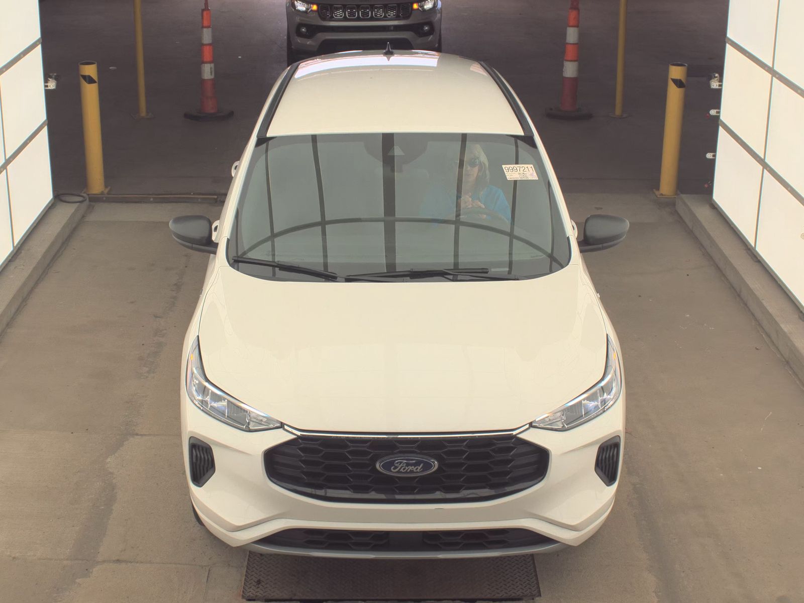 FORD ESCAPE - 3
