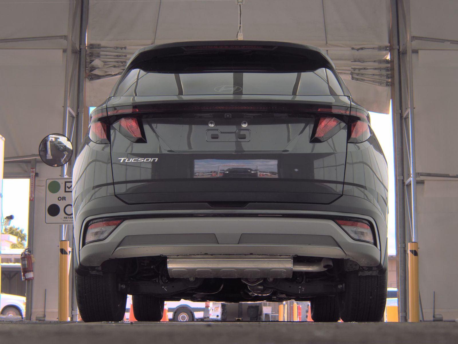 HYUNDAI TUCSON - 8
