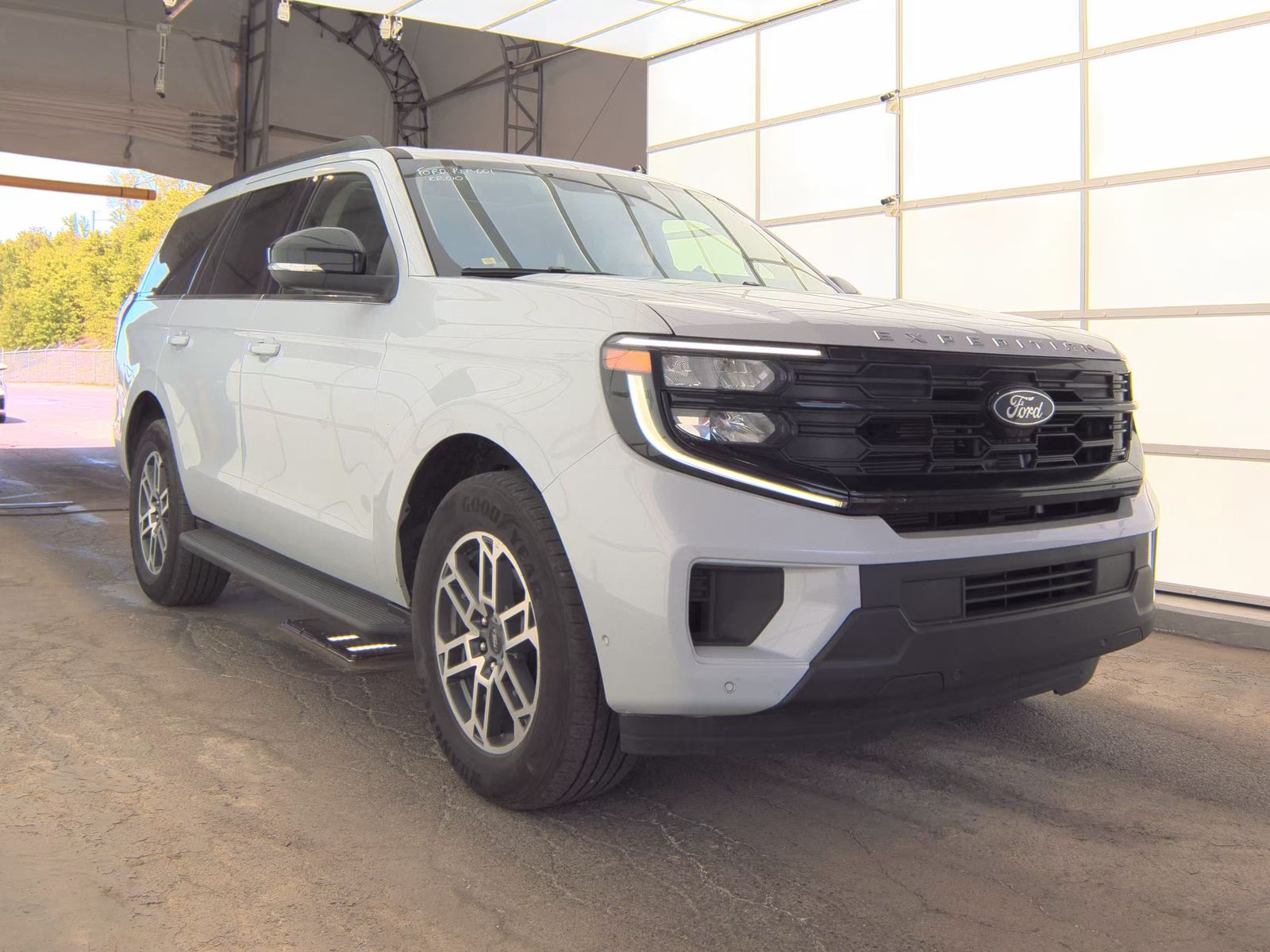 FORD EXPEDITION - 5
