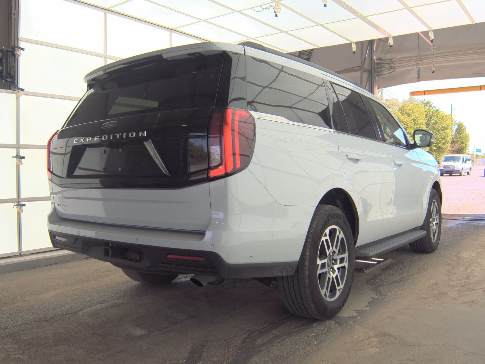 FORD EXPEDITION - 6