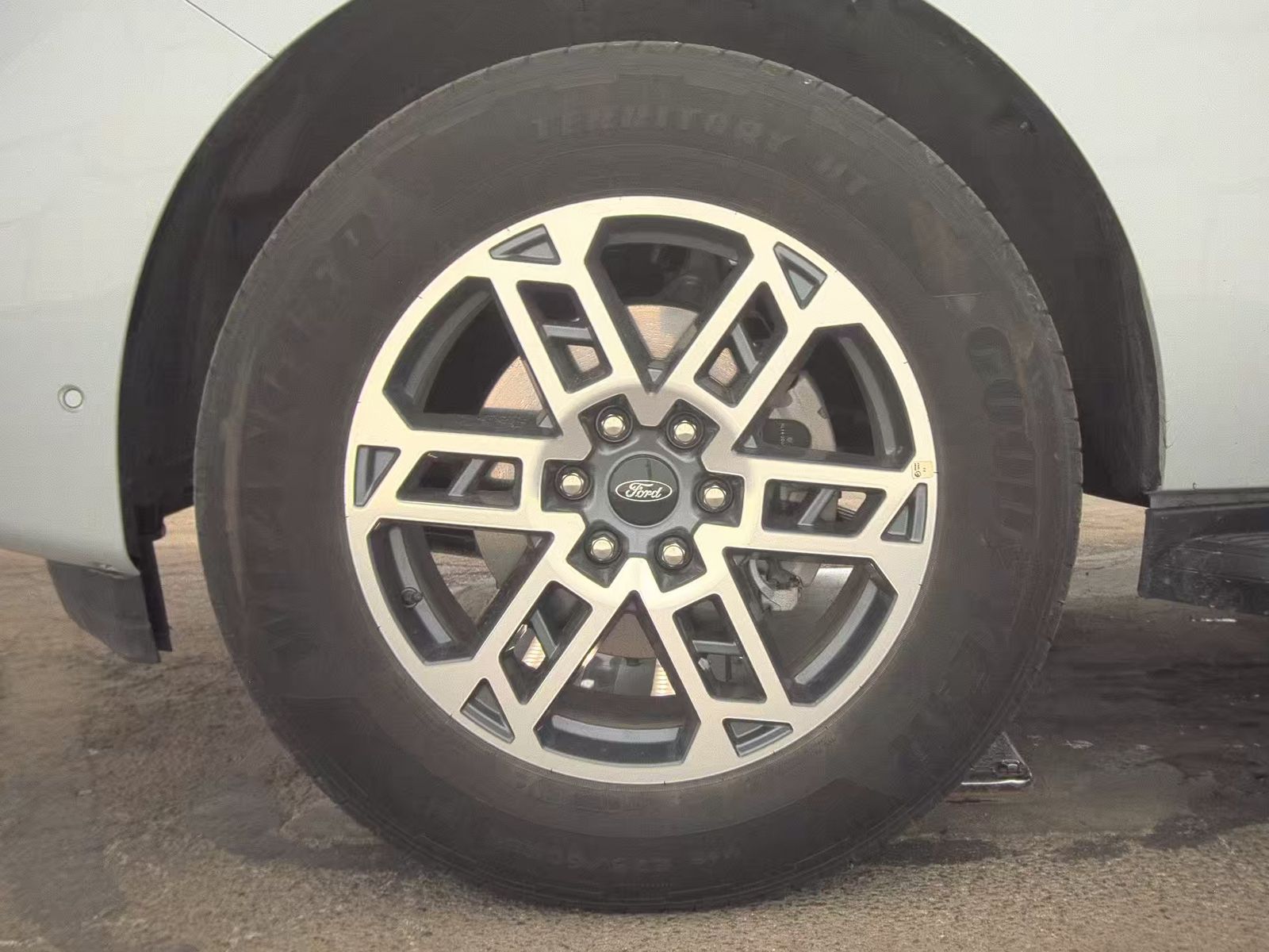 FORD EXPEDITION - 10