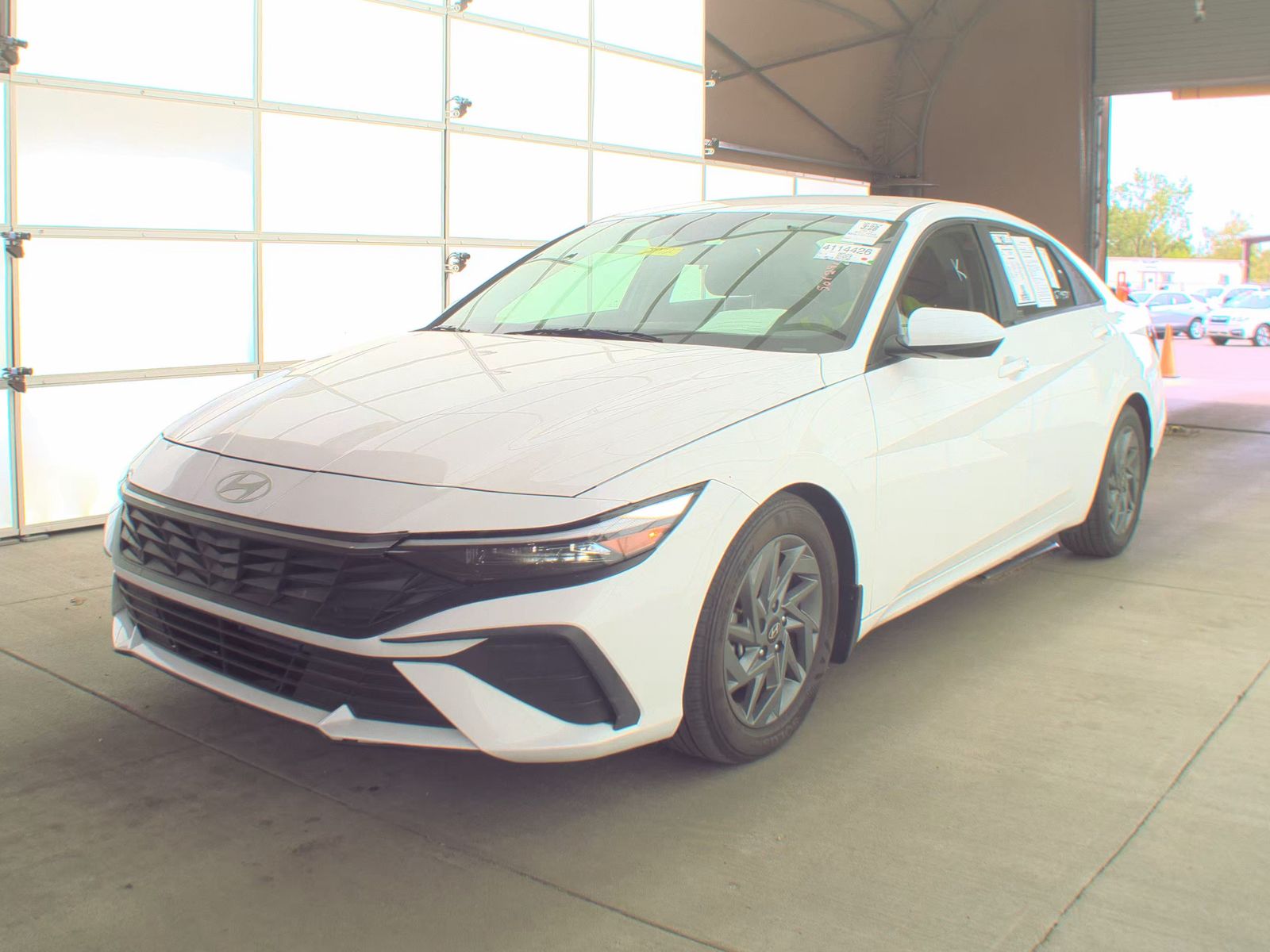 2024 Hyundai Elantra SEL FWD