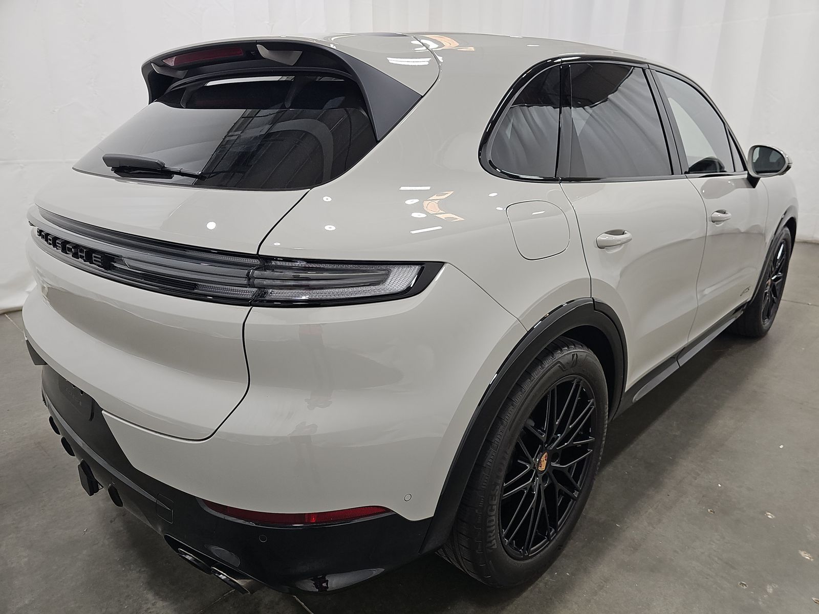 PORSCHE CAYENNE - 5