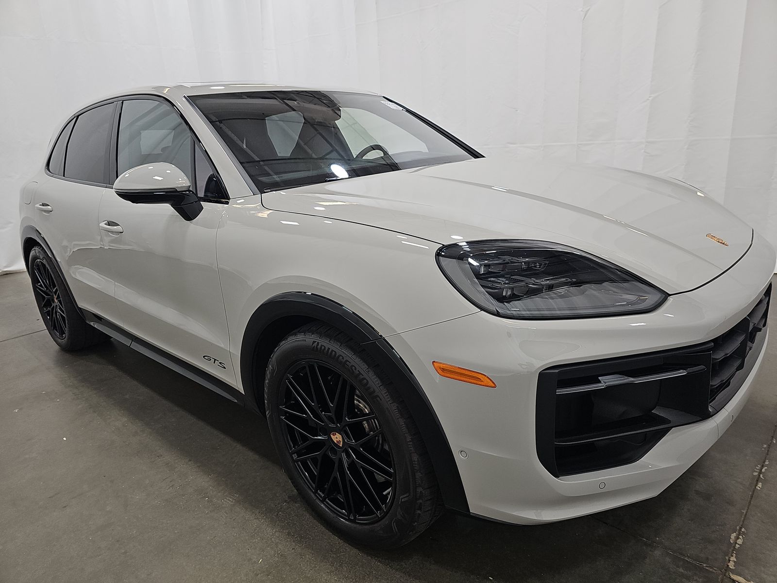 PORSCHE CAYENNE - 4