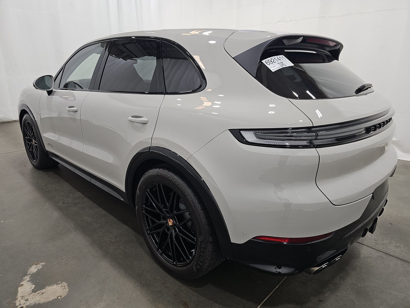 PORSCHE CAYENNE - 7