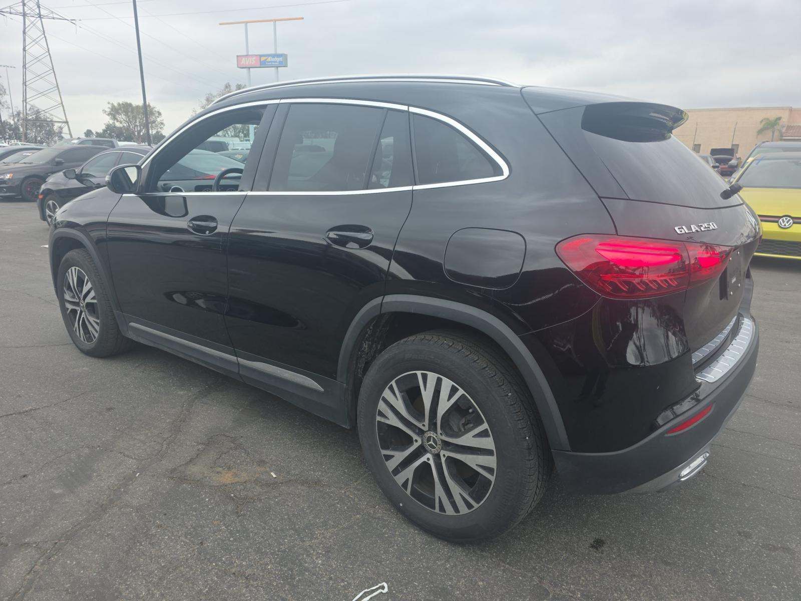 MERCEDES-BENZ GLA-CLASS - 4