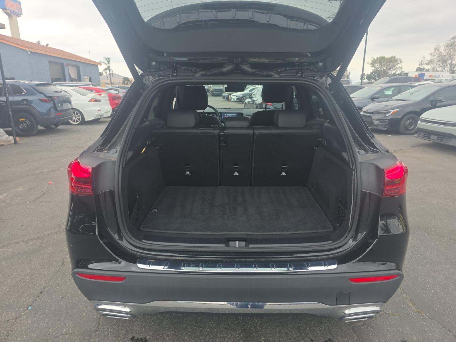 MERCEDES-BENZ GLA-CLASS - 9