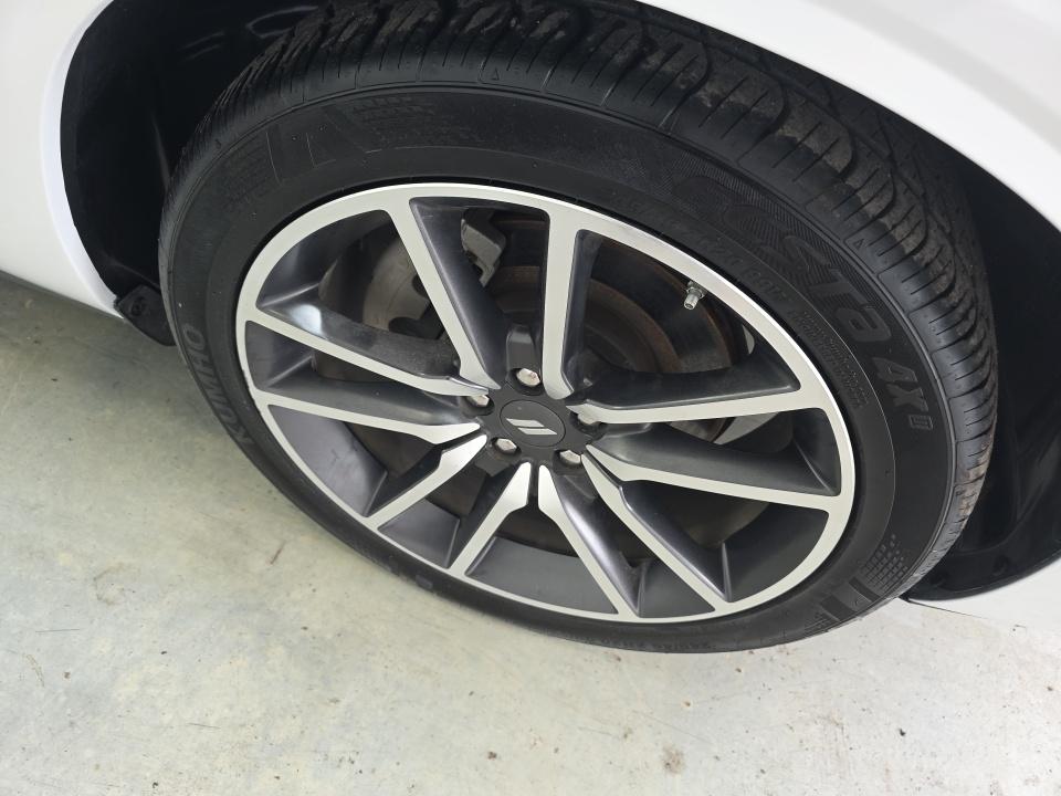 DODGE CHALLENGER - 10