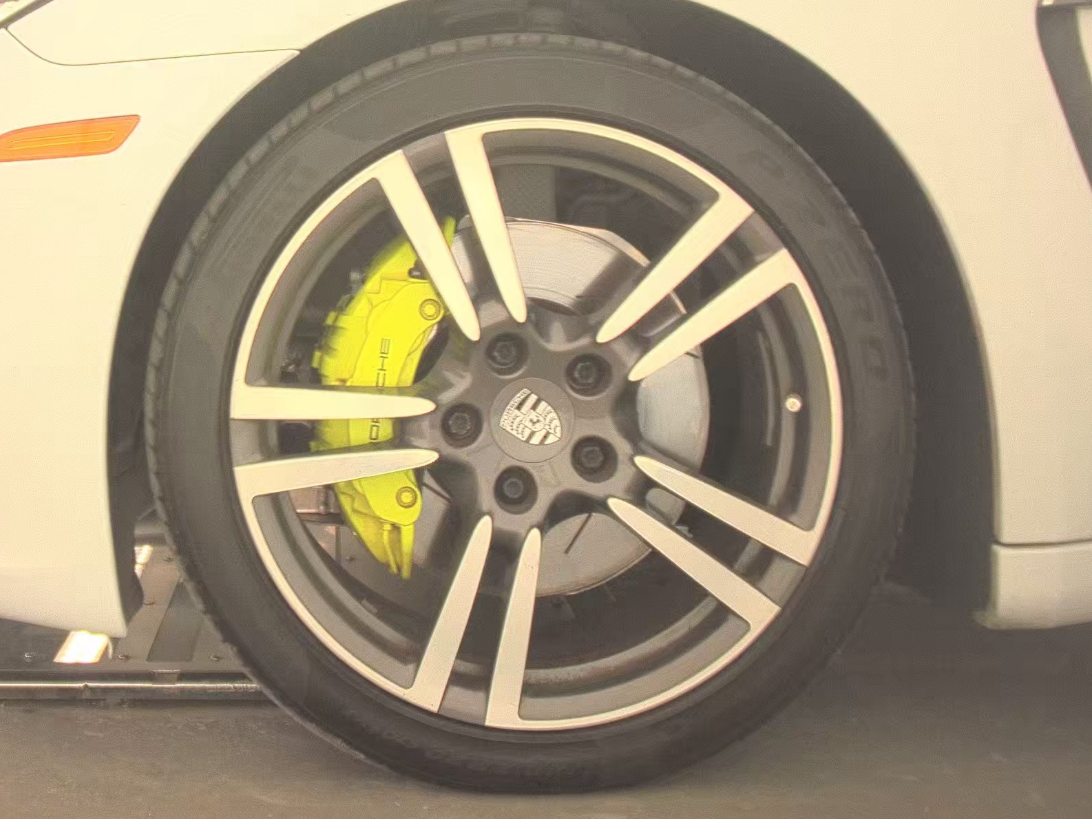 PORSCHE CAYENNE - 10