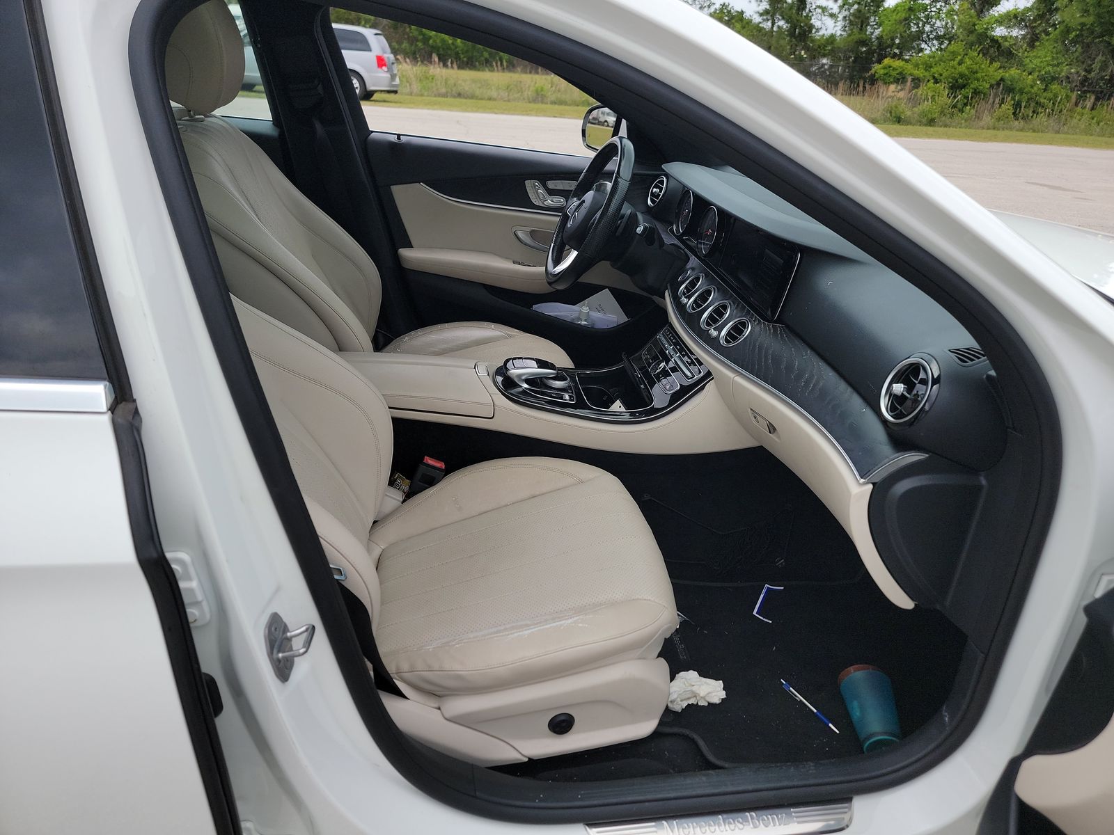 MERCEDES-BENZ E-CLASS - 9