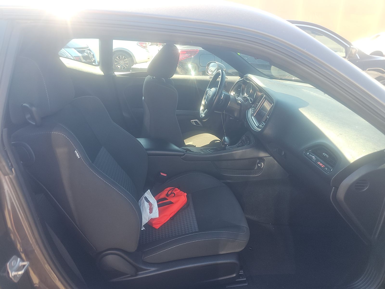 DODGE CHALLENGER - 9