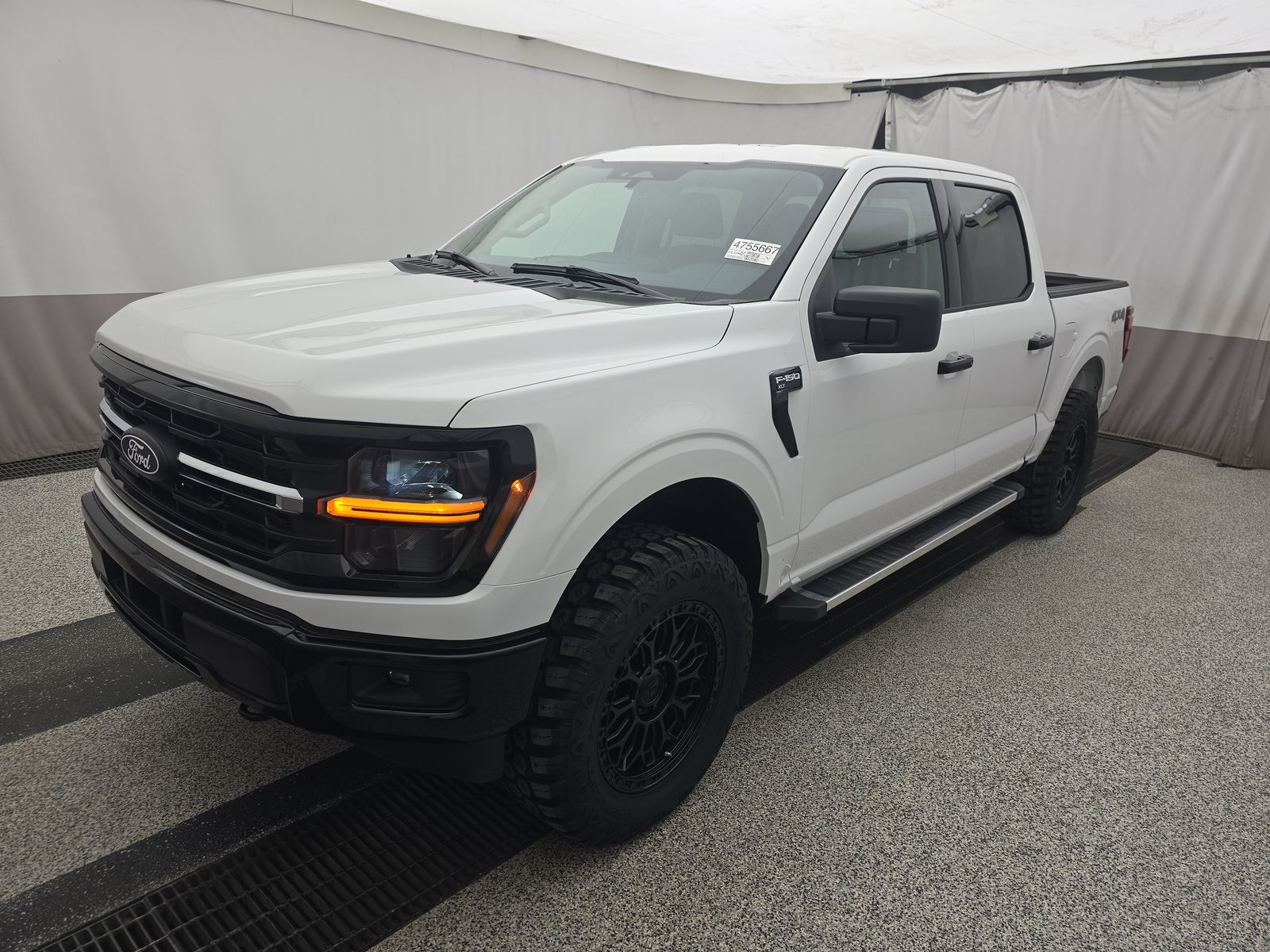 2025 Ford F-150 XLT AWD