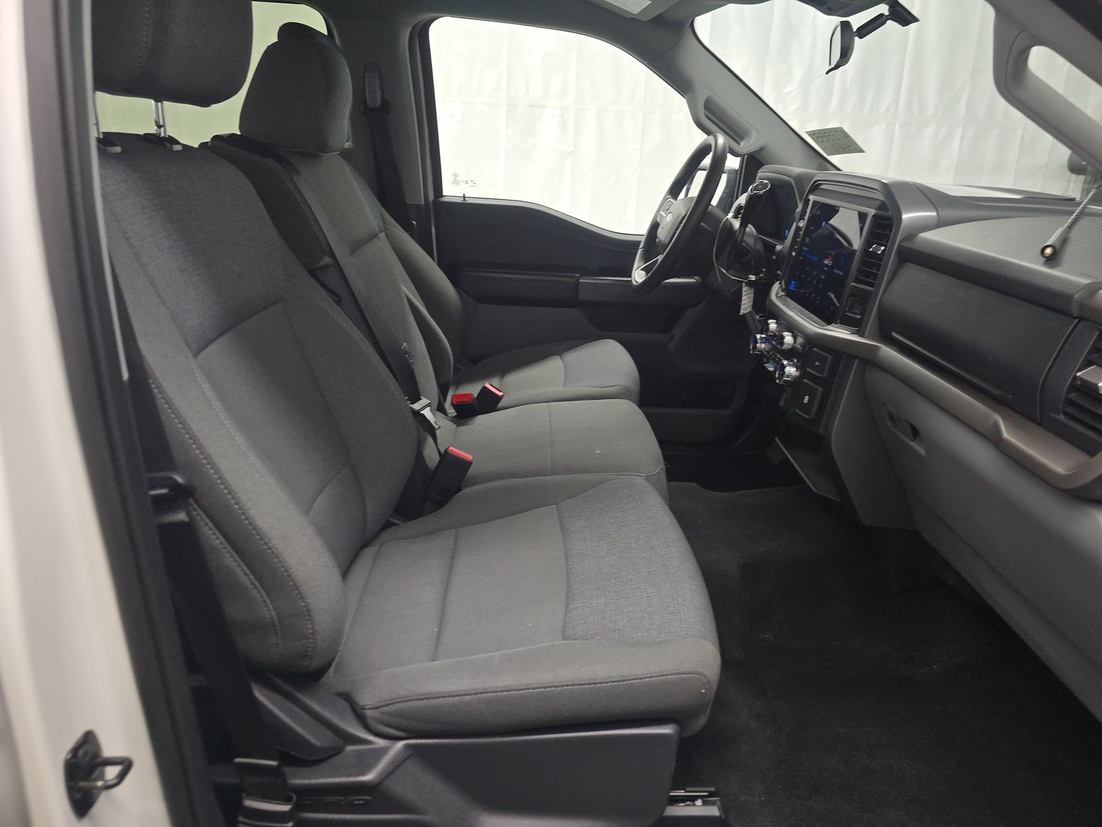 2025 Ford F-150 XLT AWD