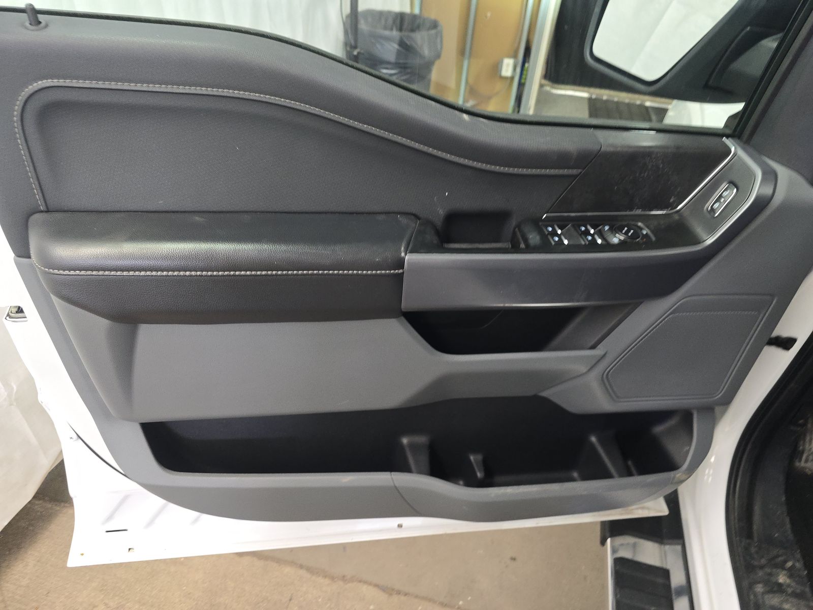 2025 Ford F-150 XLT AWD