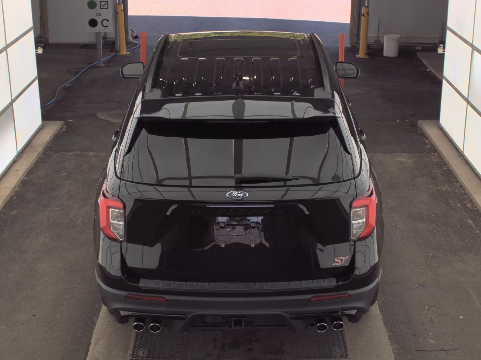 FORD EXPLORER - 7
