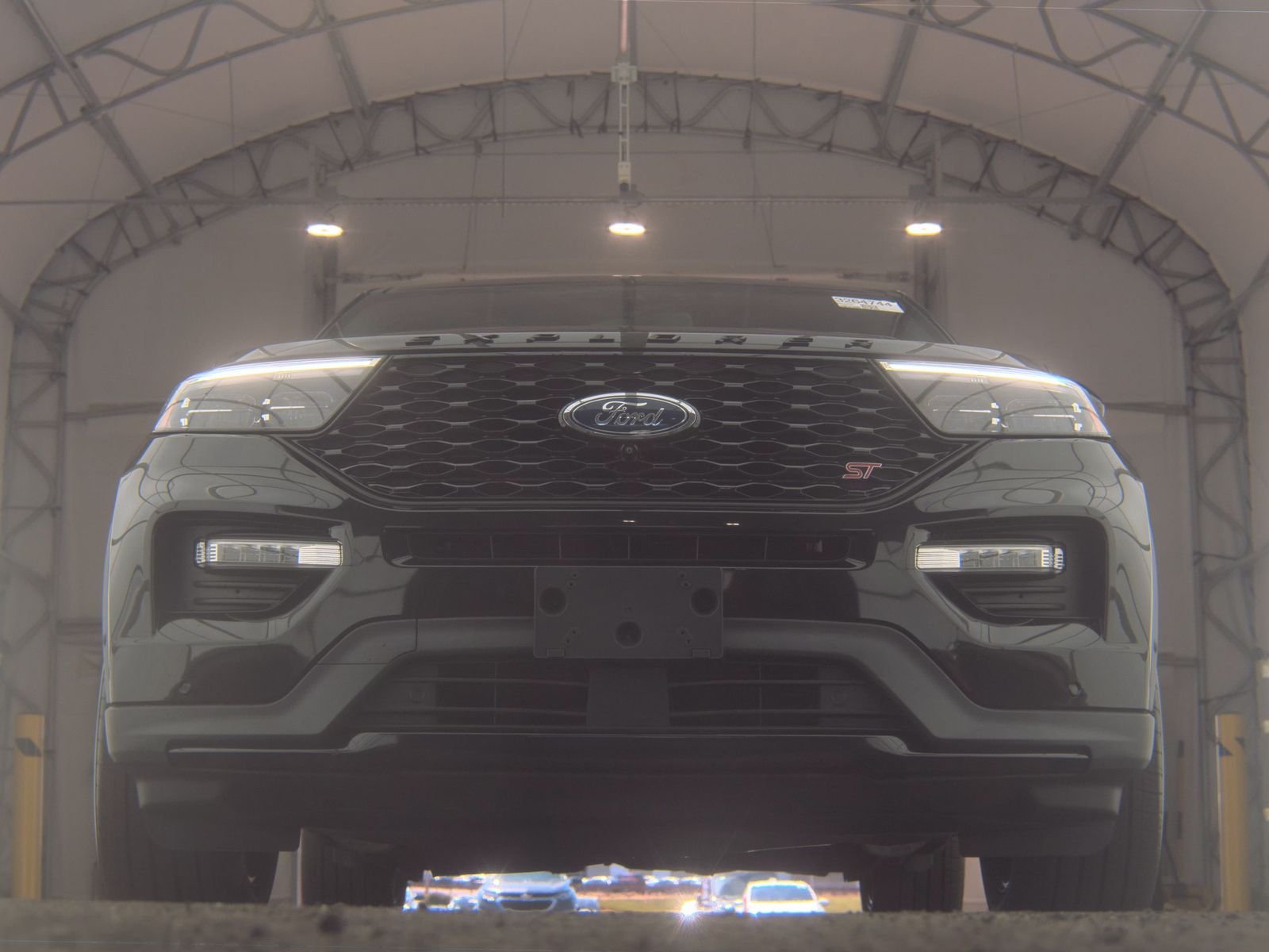 FORD EXPLORER - 4